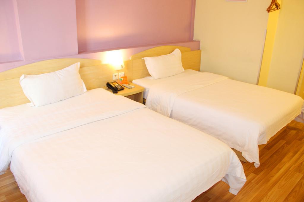7Days Inn Beijing Liujiayao Station Экстерьер фото